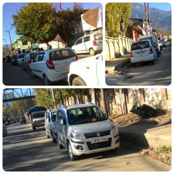 Kisthwar town grapples for parking space